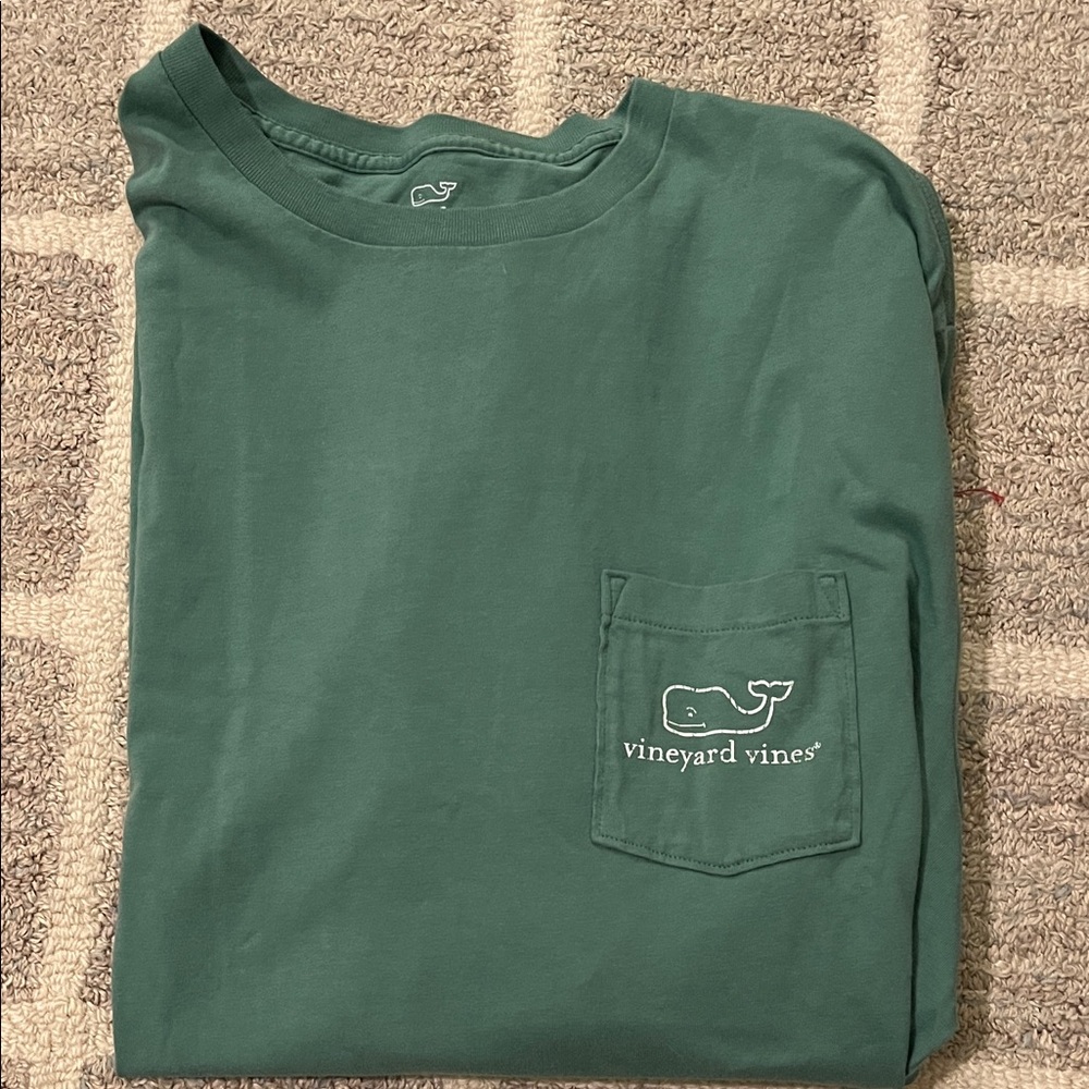 Vineyard Vines Men's Teal Long Sleeve pocket tee!